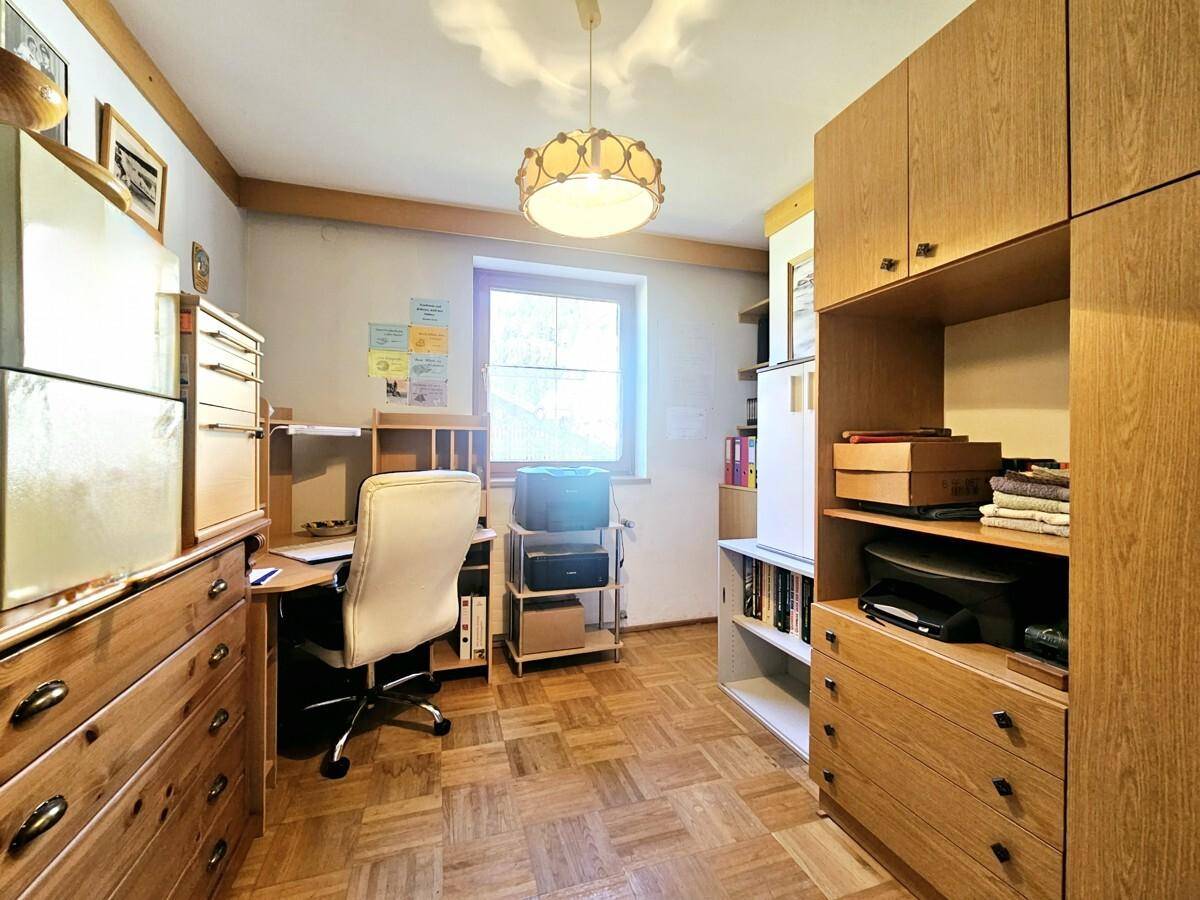 Büro / SZ 2 EG