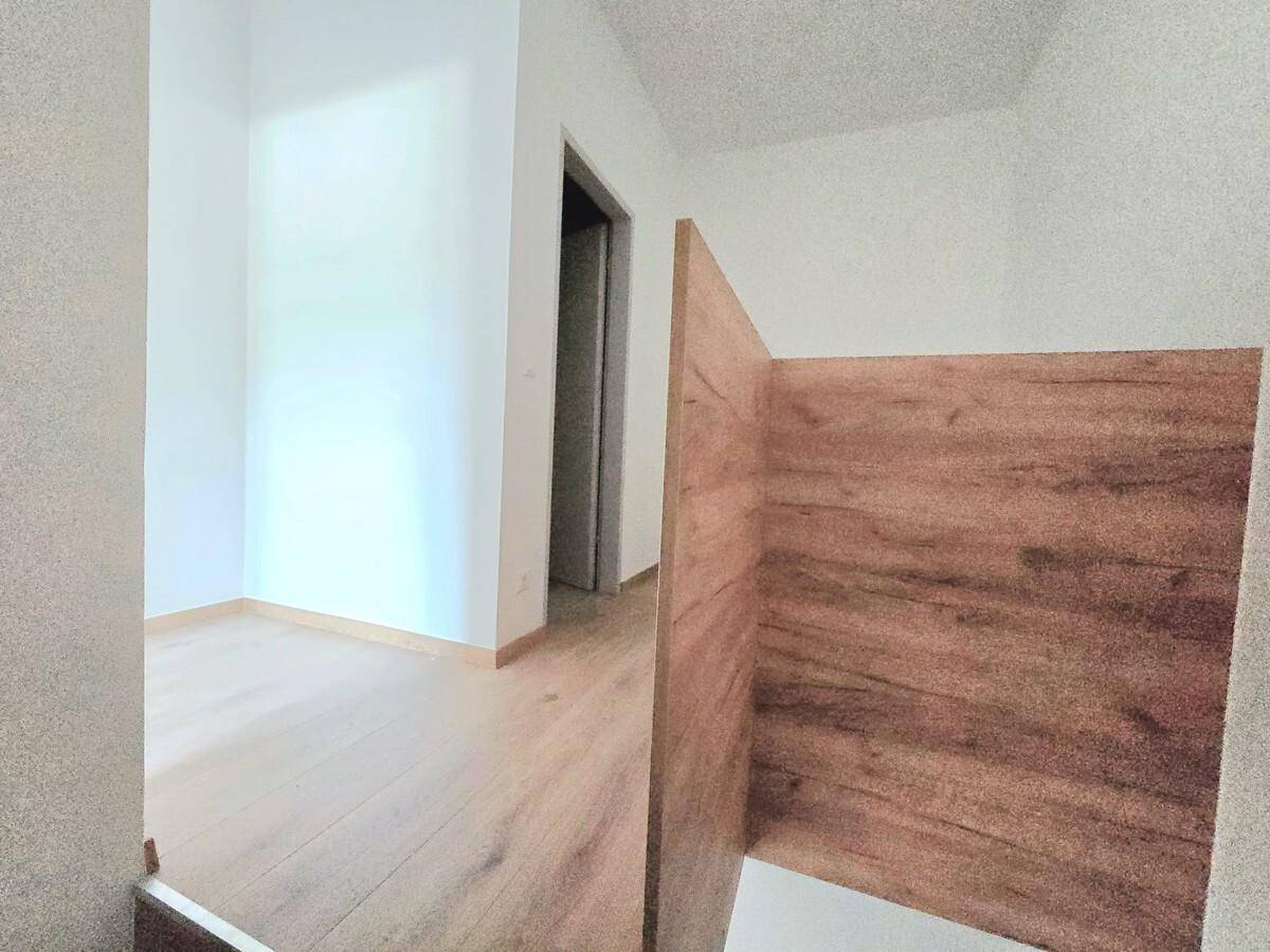 Zentrale, schöne 2-Zimmer Maisonette Wohnung mit Loggia - Ansicht 4