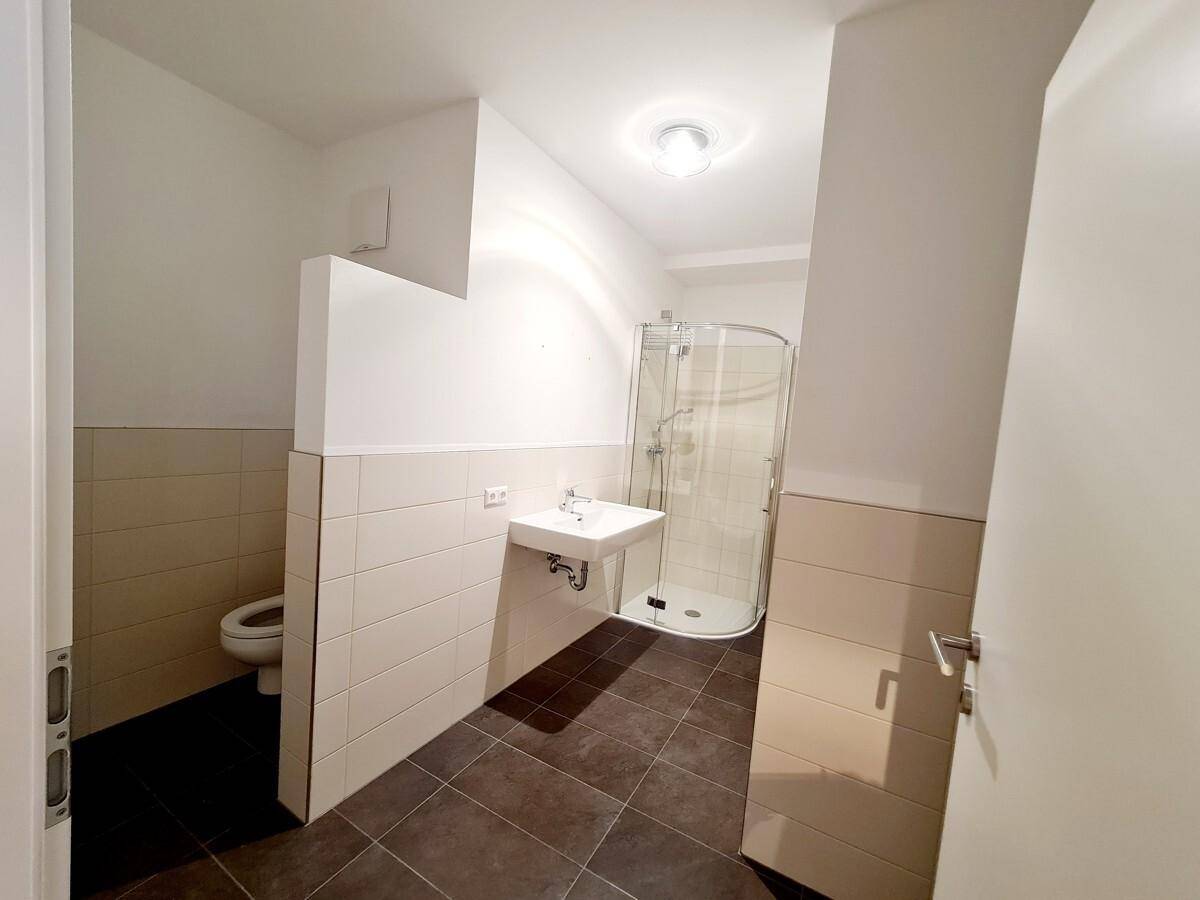 Bad/WC/Dusche/Badewanne