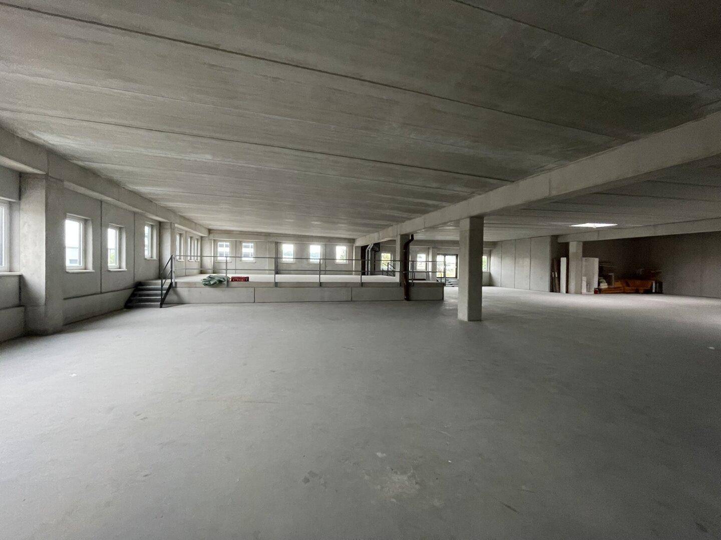 Flexible Lagerflächen in kleinen und großen Einheiten – hervorragende Infrastruktur und attraktive Konditionen – pohled 2