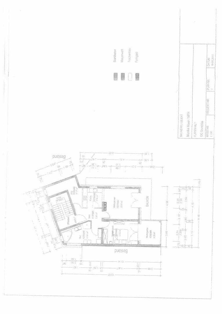 Grundriss des Obergeschosses mit Schlafzimmer, Bad, Küche und Balkon.