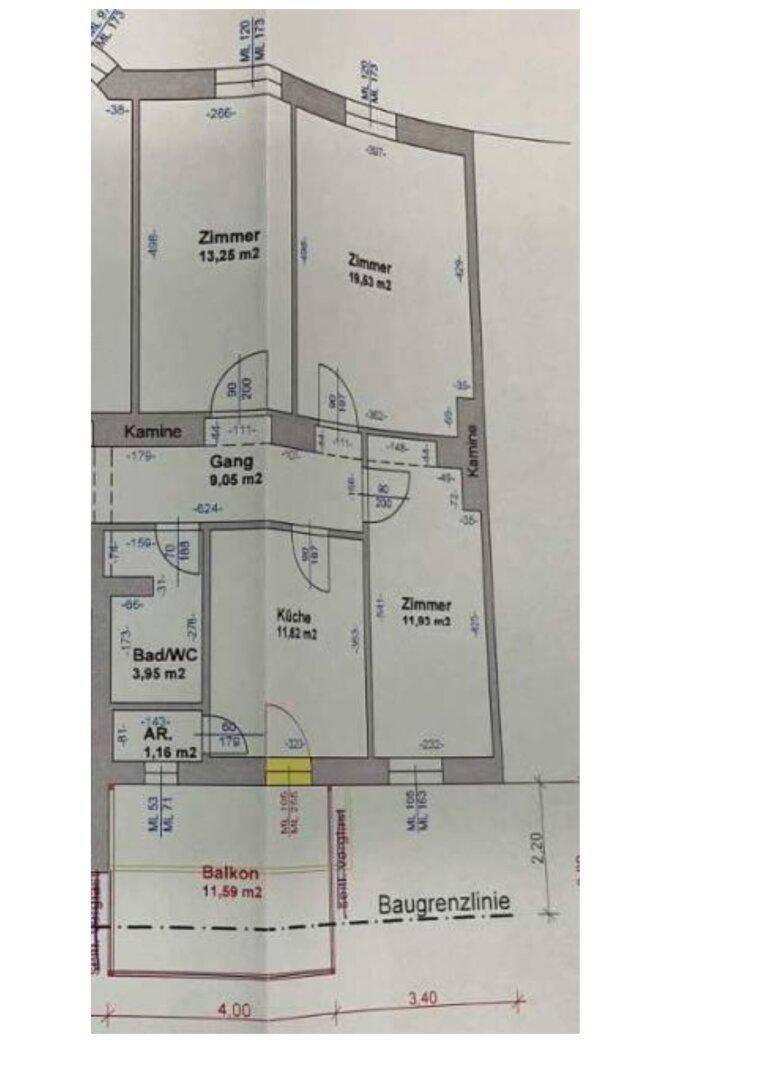 Grundriss einer Wohnung mit mehreren Zimmern, Küche, Bad/WC und Balkon.