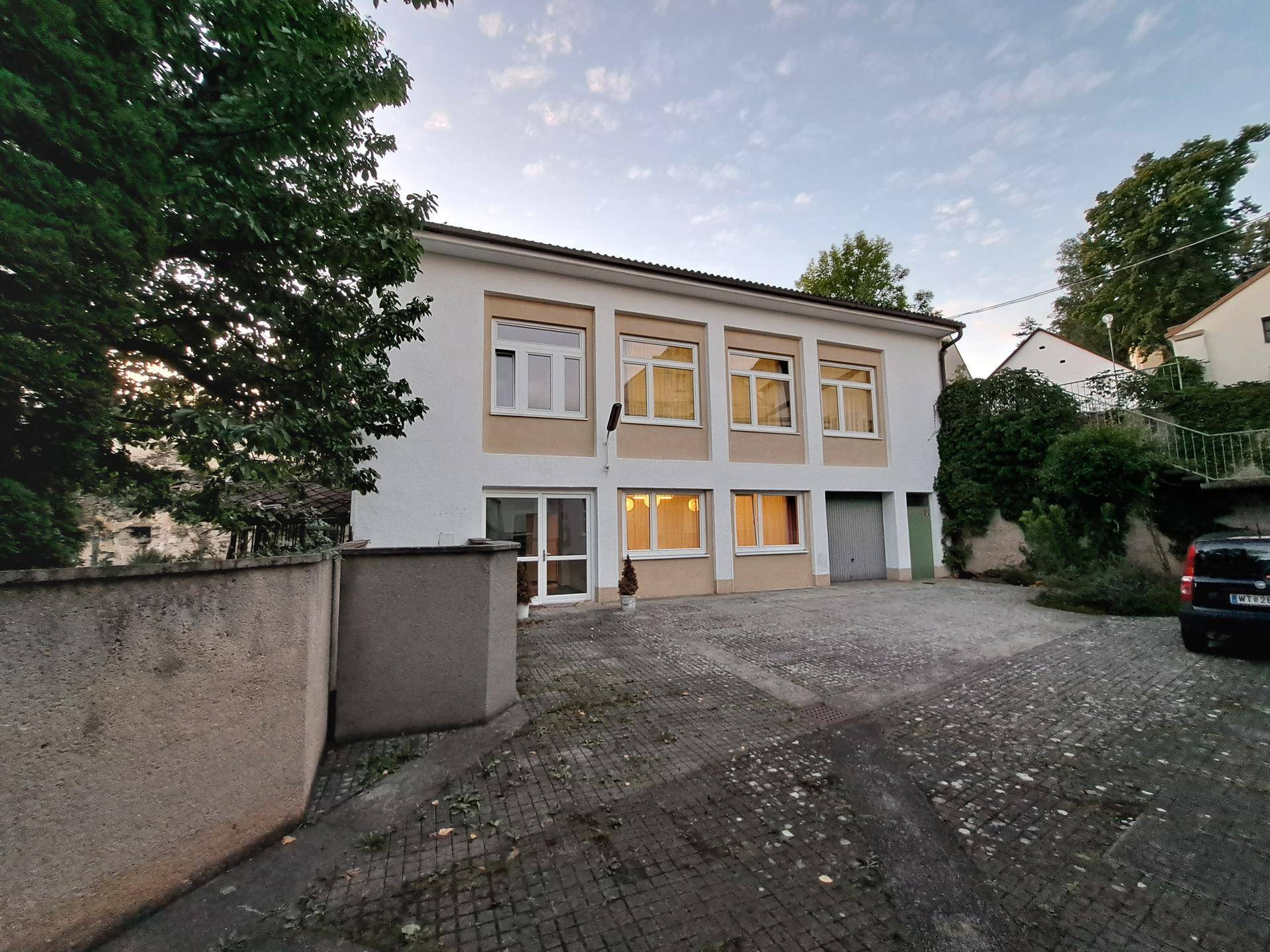Waldviertel, Raabs an der Thaya, Haus mit grossen Potenzial zum Wohnen, Festsaal, Tanzsaal, Geschäftslokal, Garage, Lager, Motel, Ordination etc. - Ansicht 5