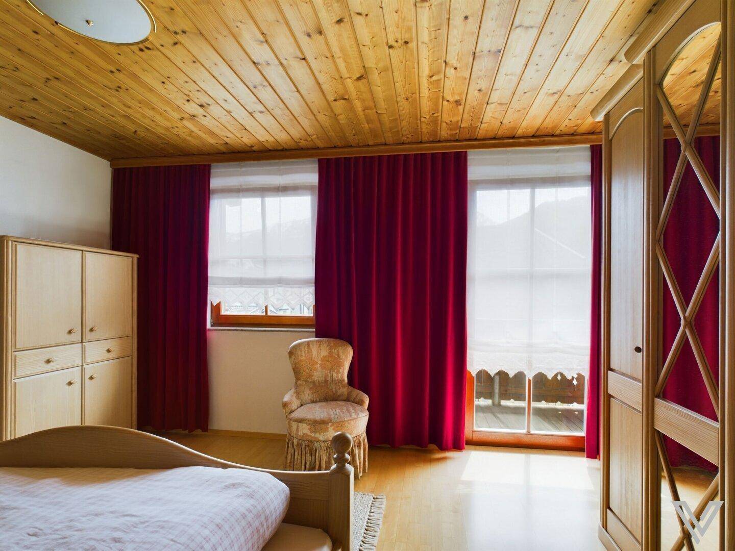 Schlafzimmer 1 Wohnhaus