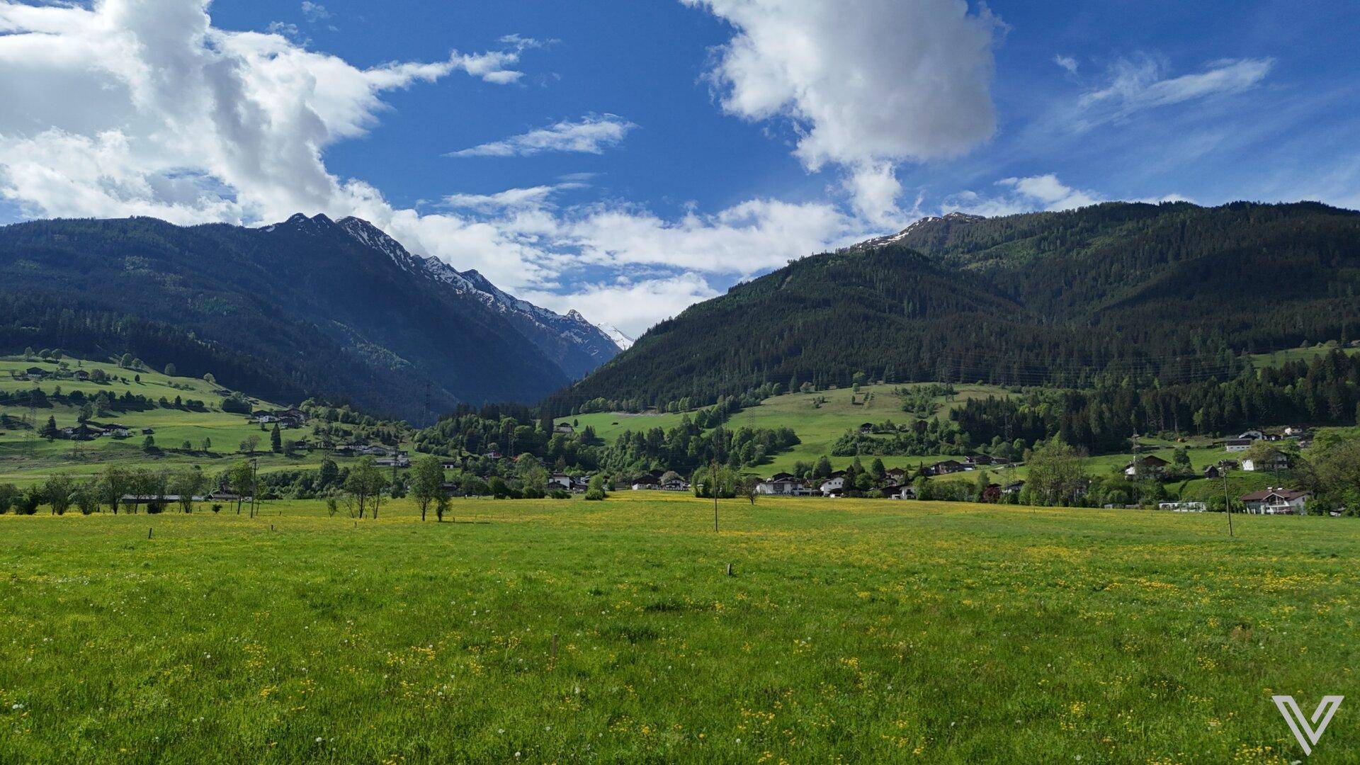 Grundstück mit perfektem Blick auf die umliegende Bergwelt - Ansicht 4