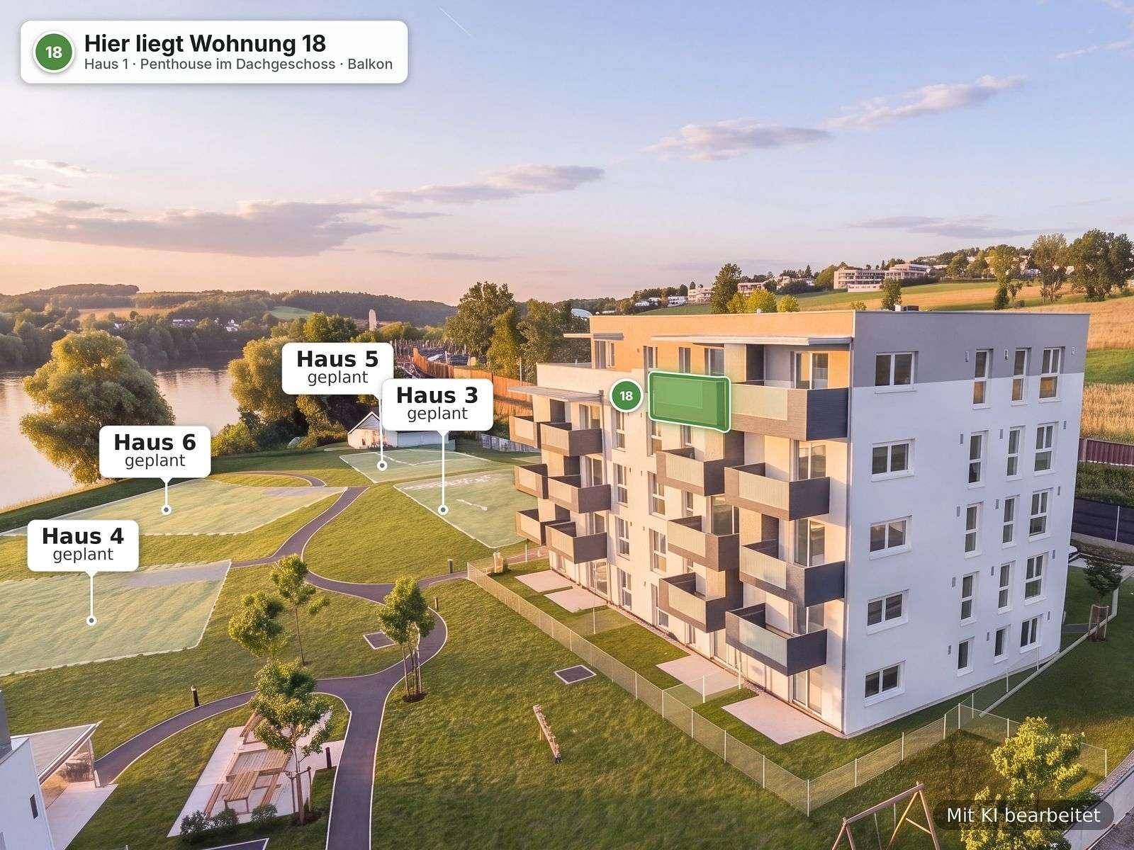 Luftaufnahme des Wohnkomplexes mit Hervorhebung einer Penthouse-Wohnung und Seeblick.