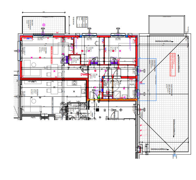 Detaillierter Grundrissplan mit mehreren Wohneinheiten, Bädern und einer großen Dachterrasse.