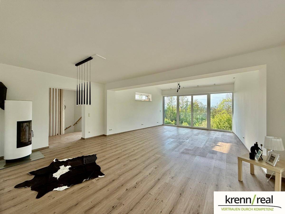 Modern saniertes Einfamilienhaus mit Pool, Garten &amp; Waldanteil – pohled 4