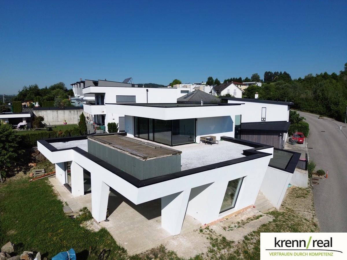 Nur 15 Minuten nach Linz - Moderner Neubau mit großer Dachterrasse - Ansicht 2
