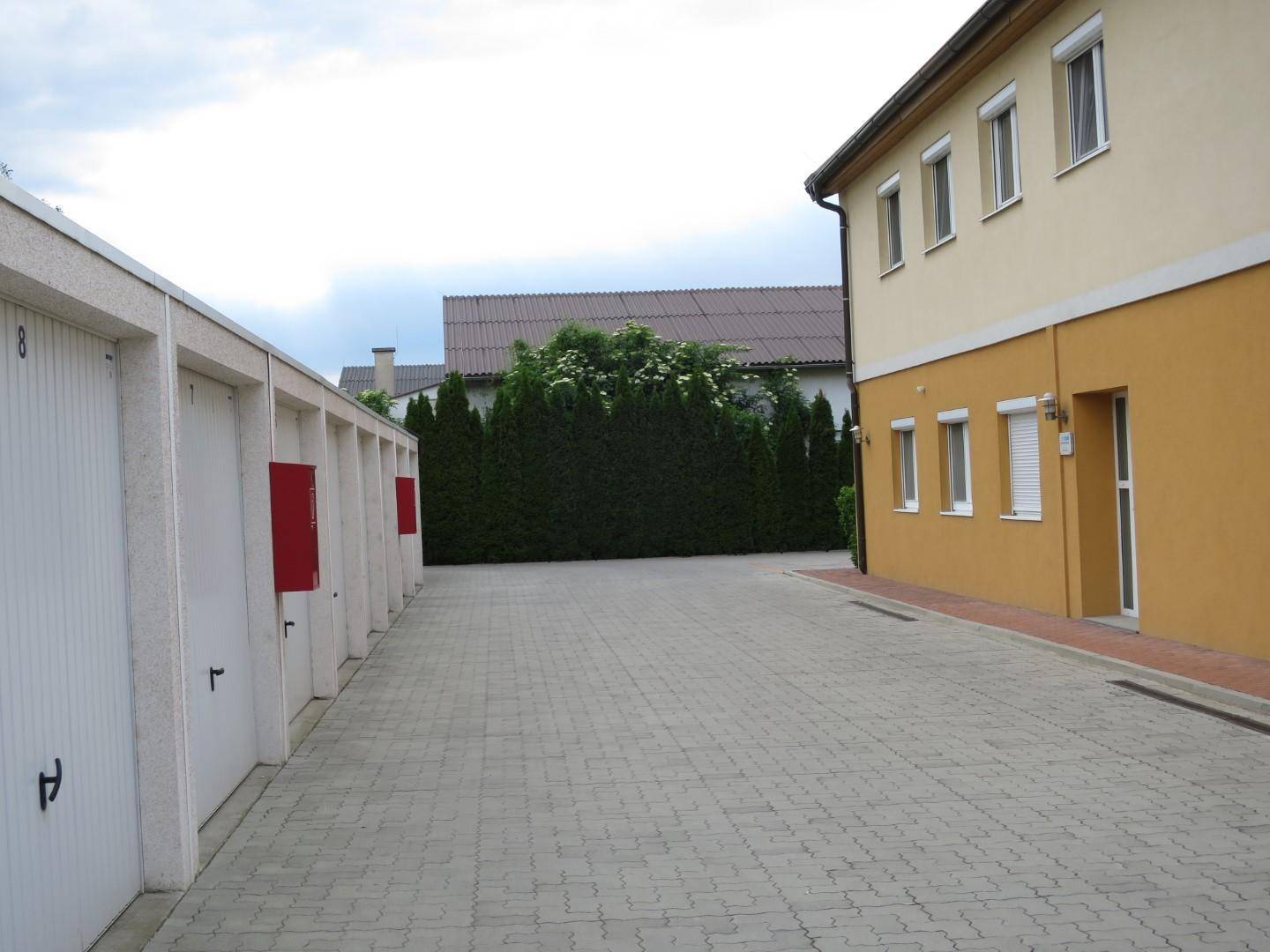 Slide 4