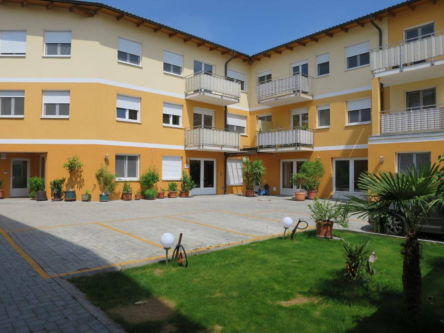 Büro mit Terrasse und eigenem Parkplatz mit All in Miete - Ansicht 6