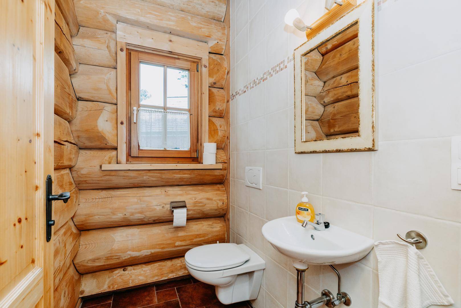 Separates WC - UG