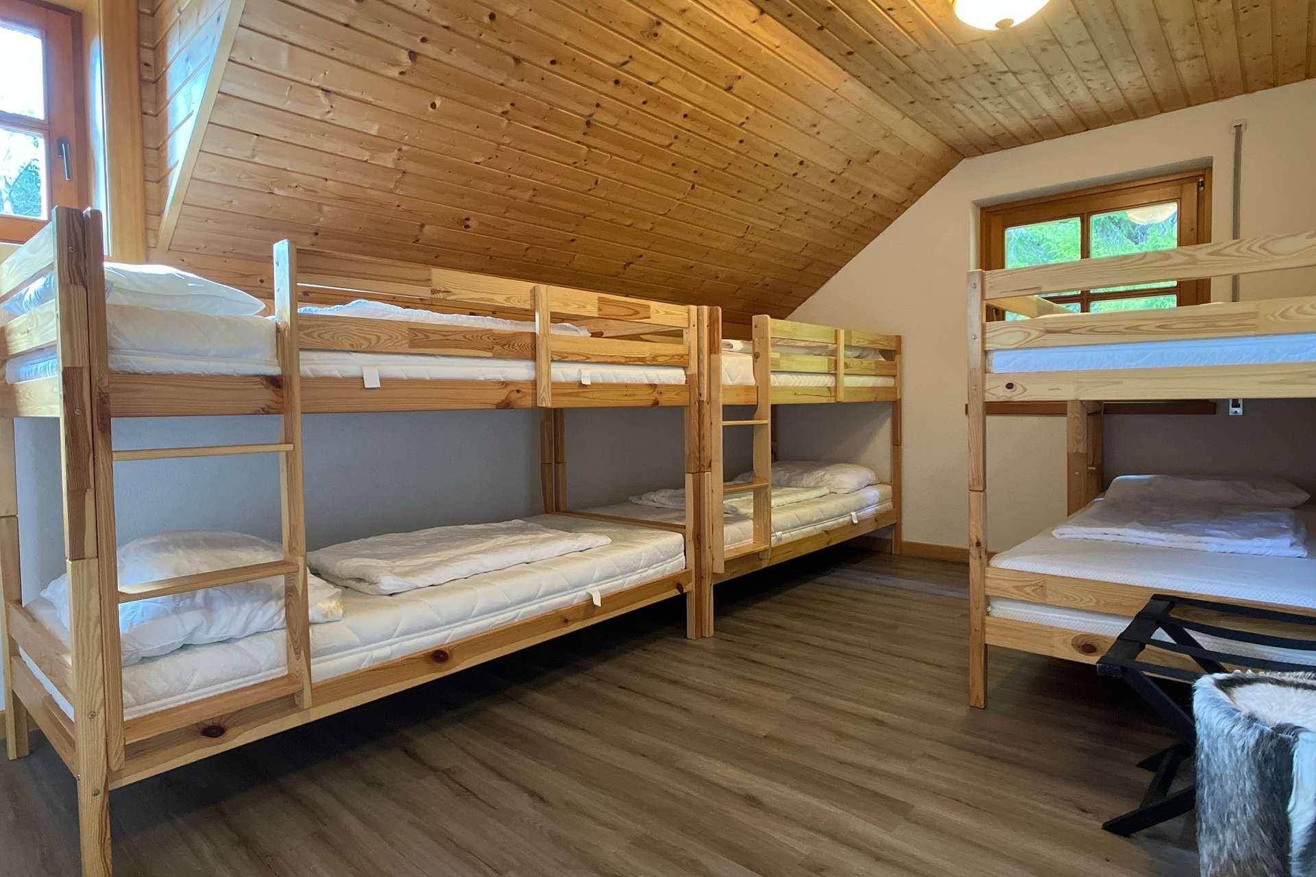 Schlafzimmer mit Etagenbetten