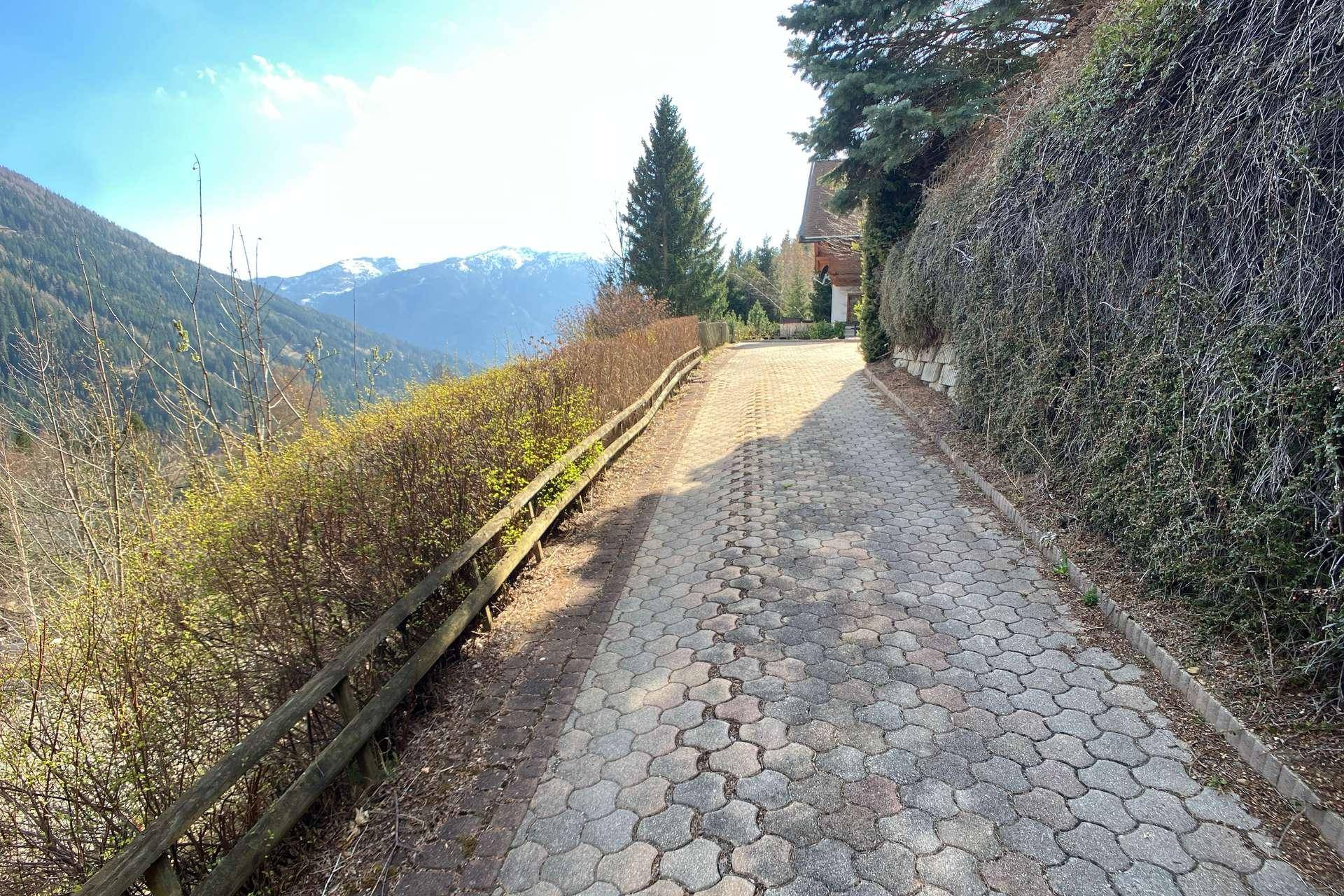 Zufahrtsweg