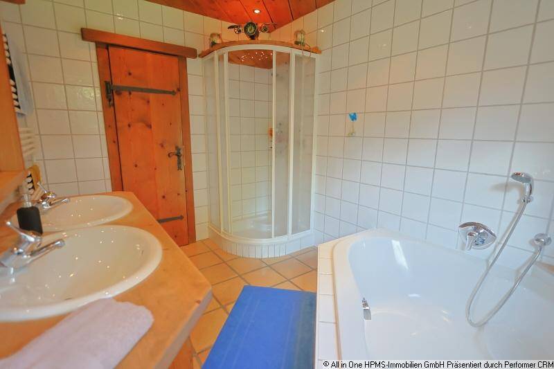 Badezimmer 2
