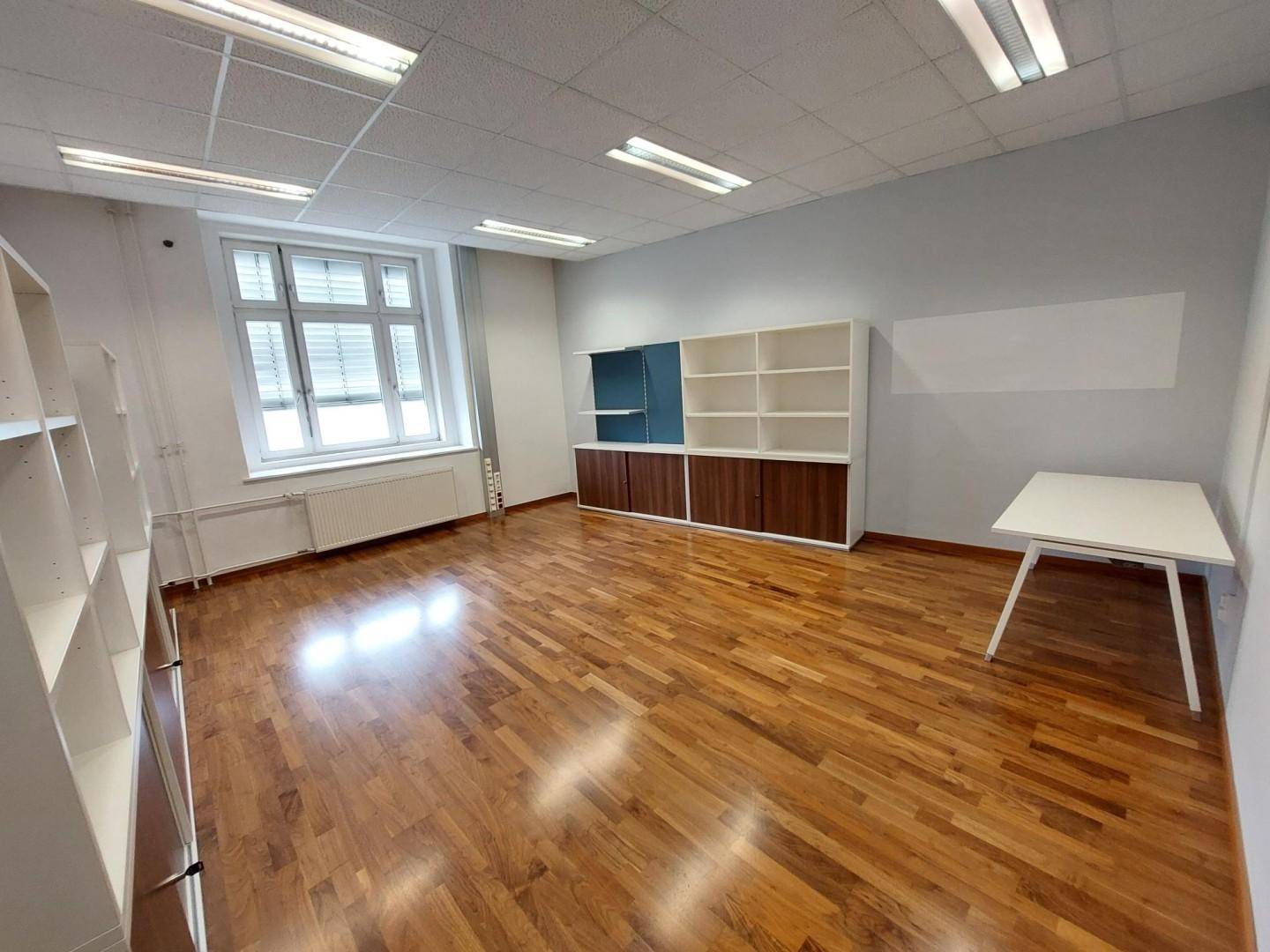 Büro 5