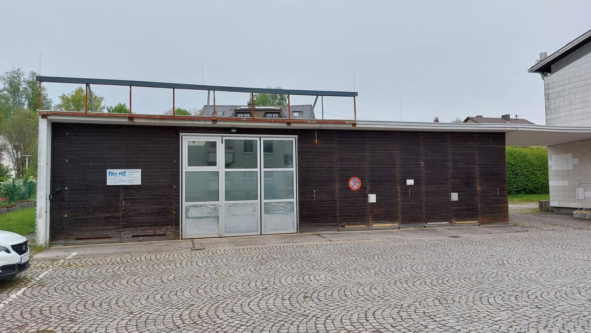 ehemalige Busgarage