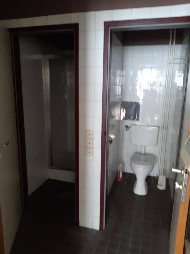 2. WC und Dusche