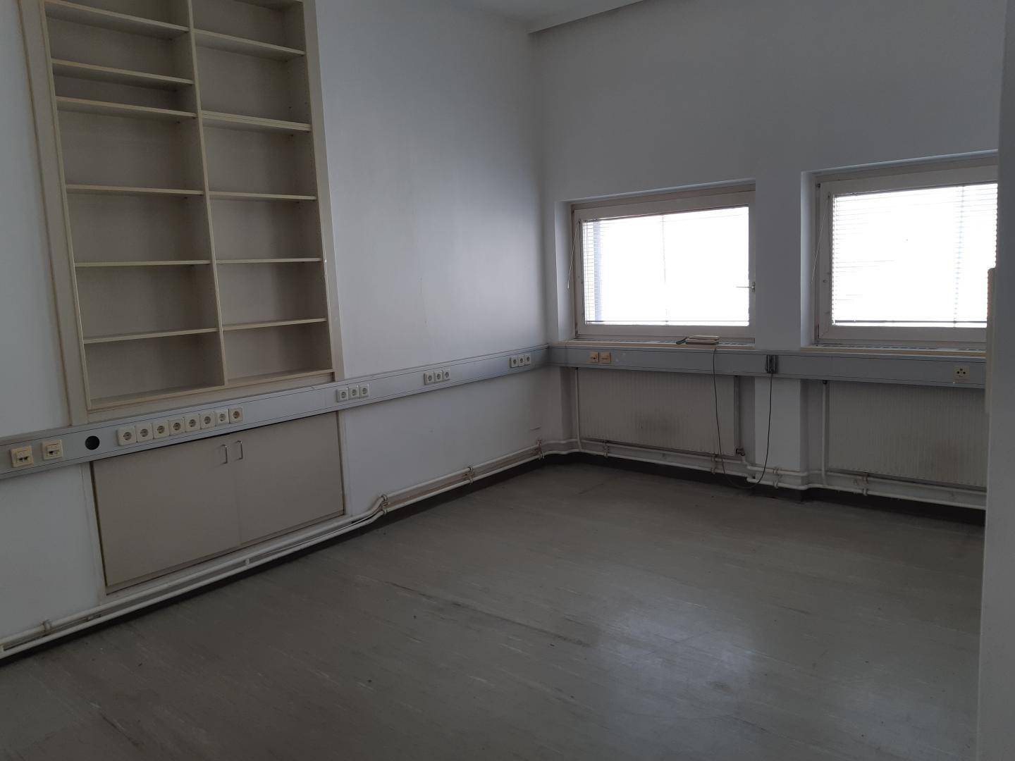 Büro 3.24