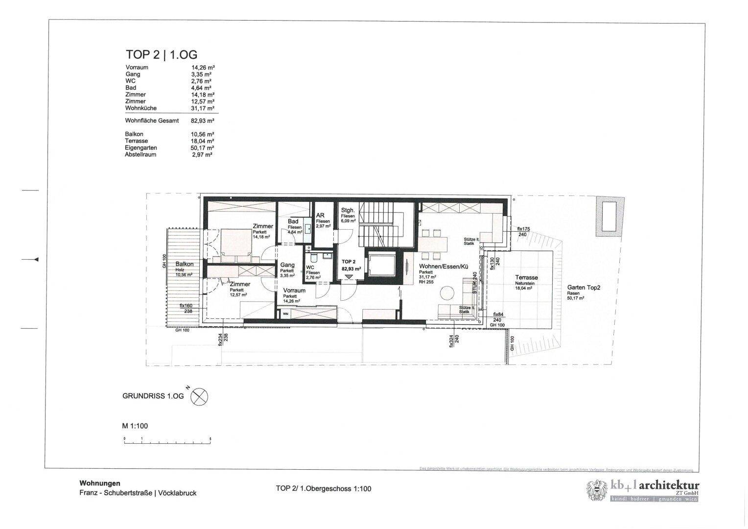 Grundriss der Wohnung TOP 2 im ersten Obergeschoss mit Balkon und Terrasse.
