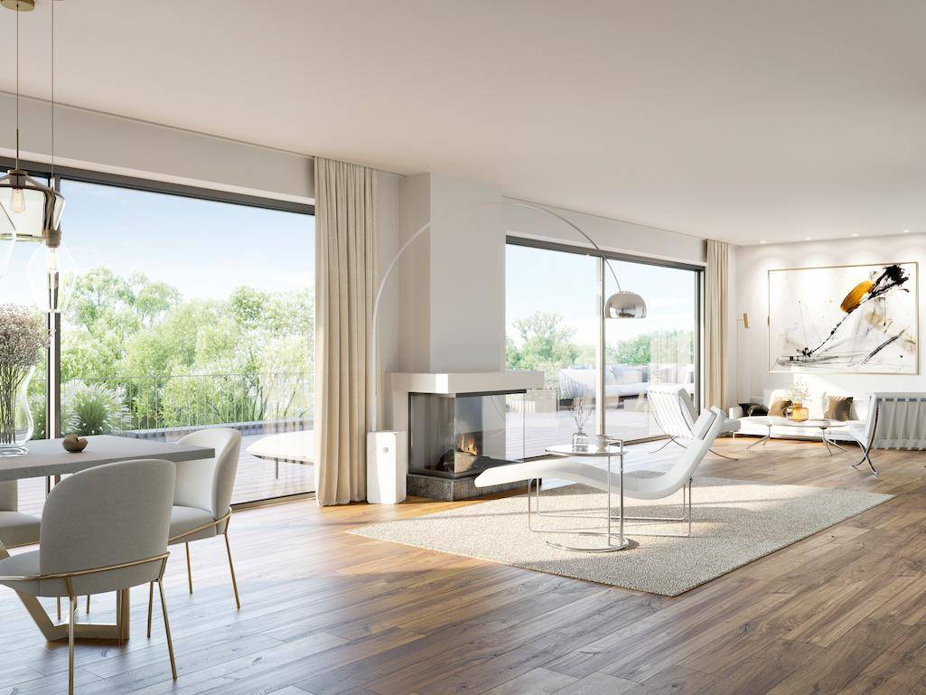 Heller Wohn- und Essbereich mit modernem Kamin, Holzboden und großen Fensterfronten zum Garten.