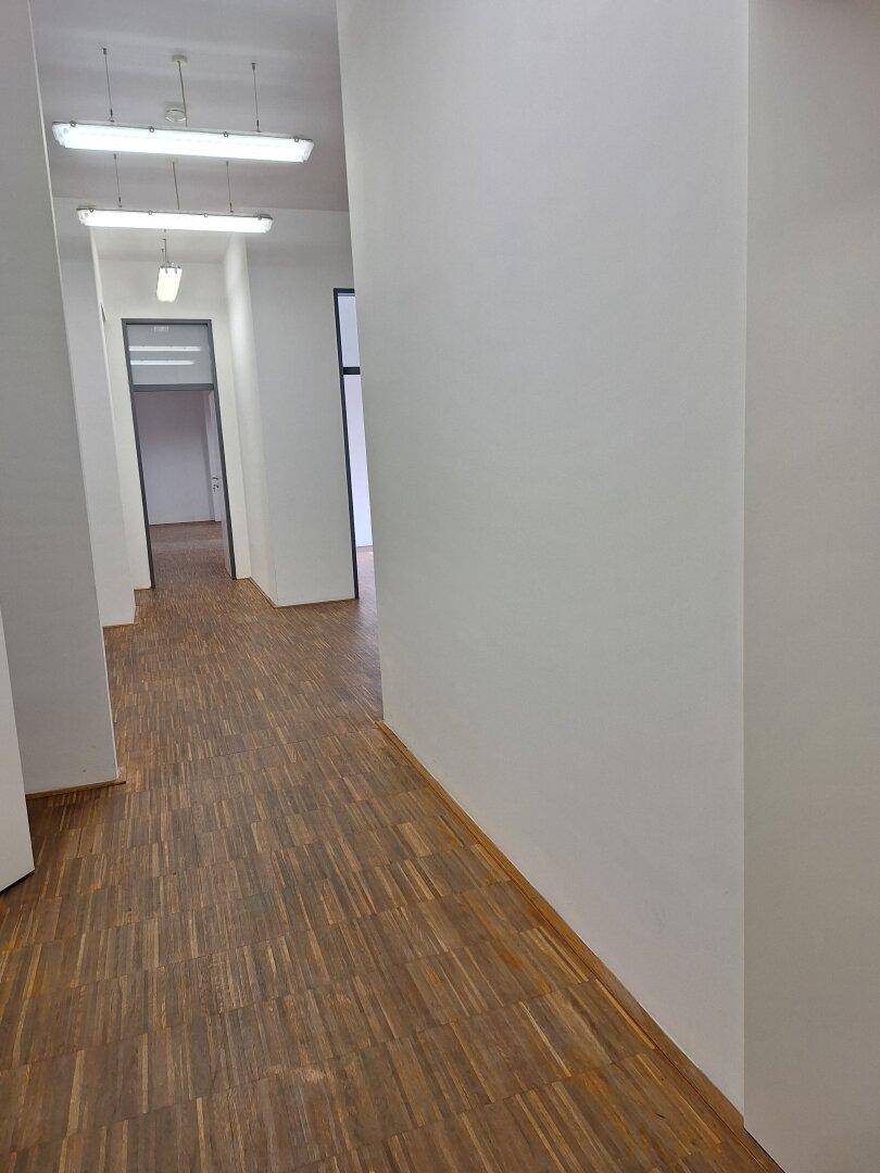 Stylische Büro- oder Praxisfläche in Ternitz, Ortsteil Pottschach zu vermieten - Ansicht 4