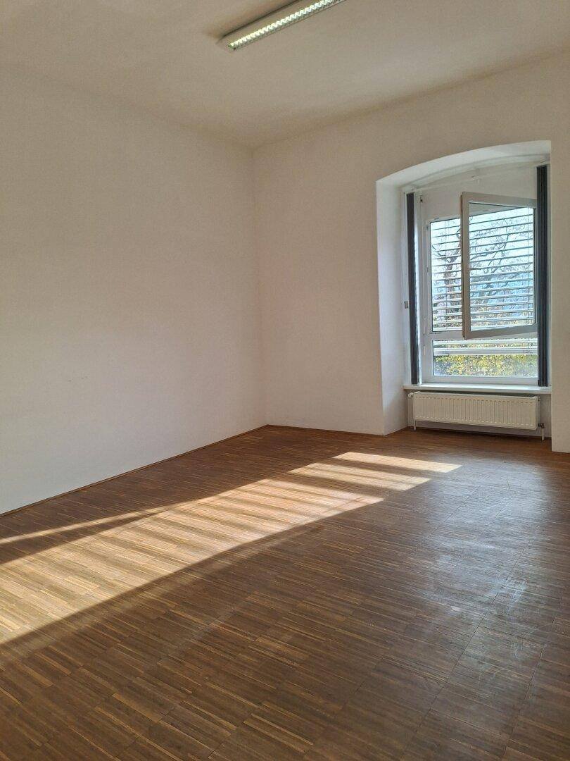 Stylische Büro- oder Praxisfläche in Ternitz, Ortsteil Pottschach zu vermieten - Ansicht 6
