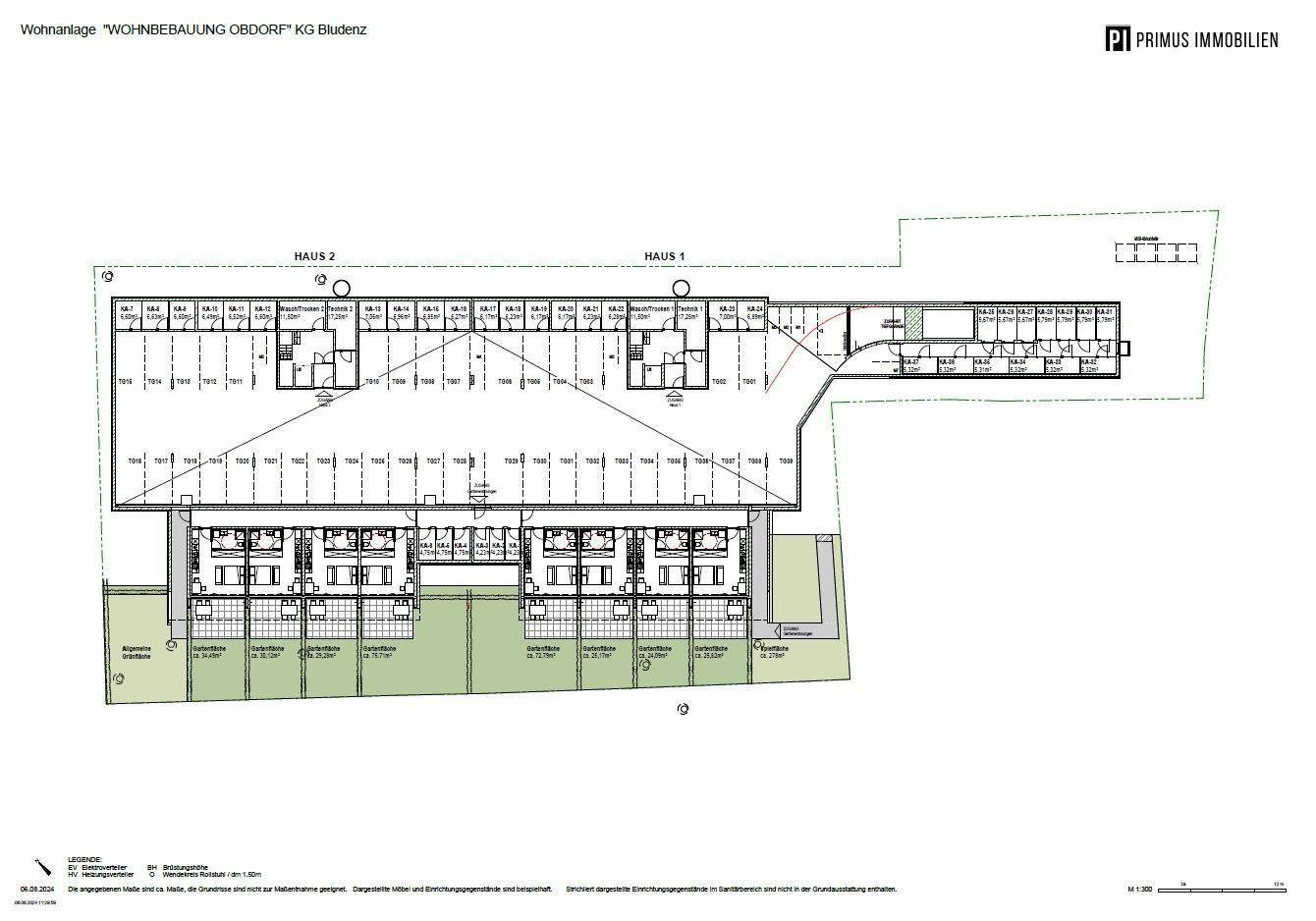 Übersichtsgrundriss der Wohnanlage mit mehreren Einheiten, zugehörigen Gartenbereichen und Tiefgaragenstellplätzen.