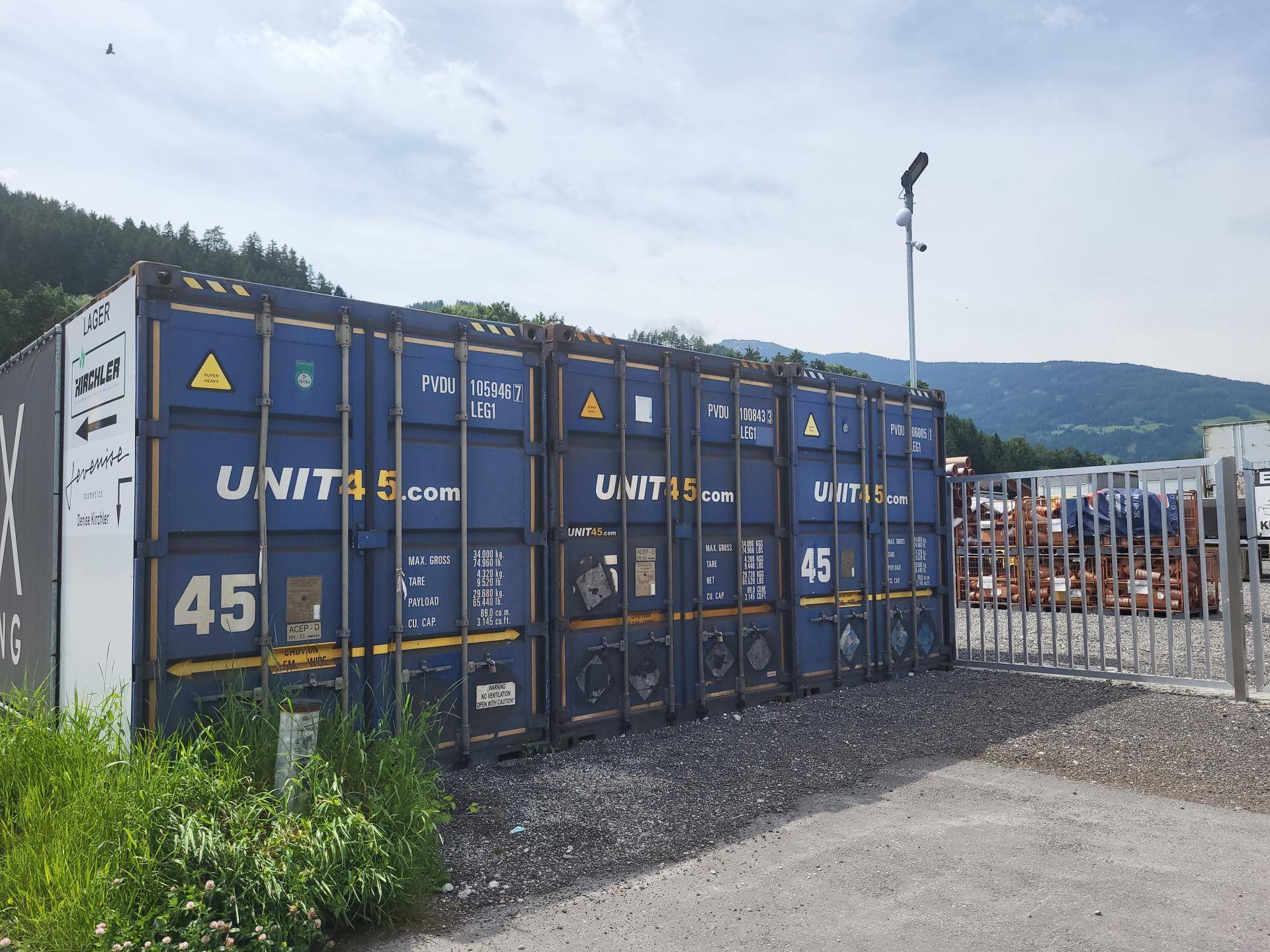Container