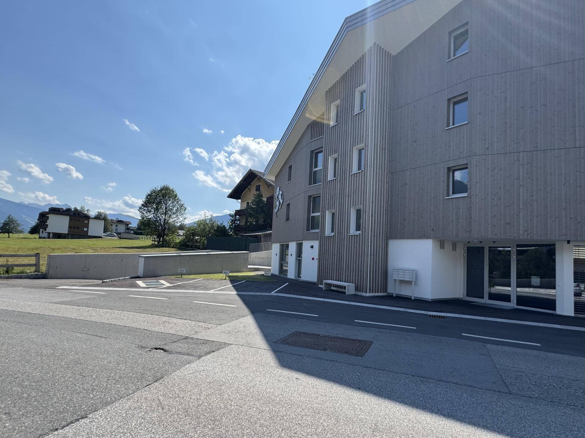 Vorderseite Gebäude 2
