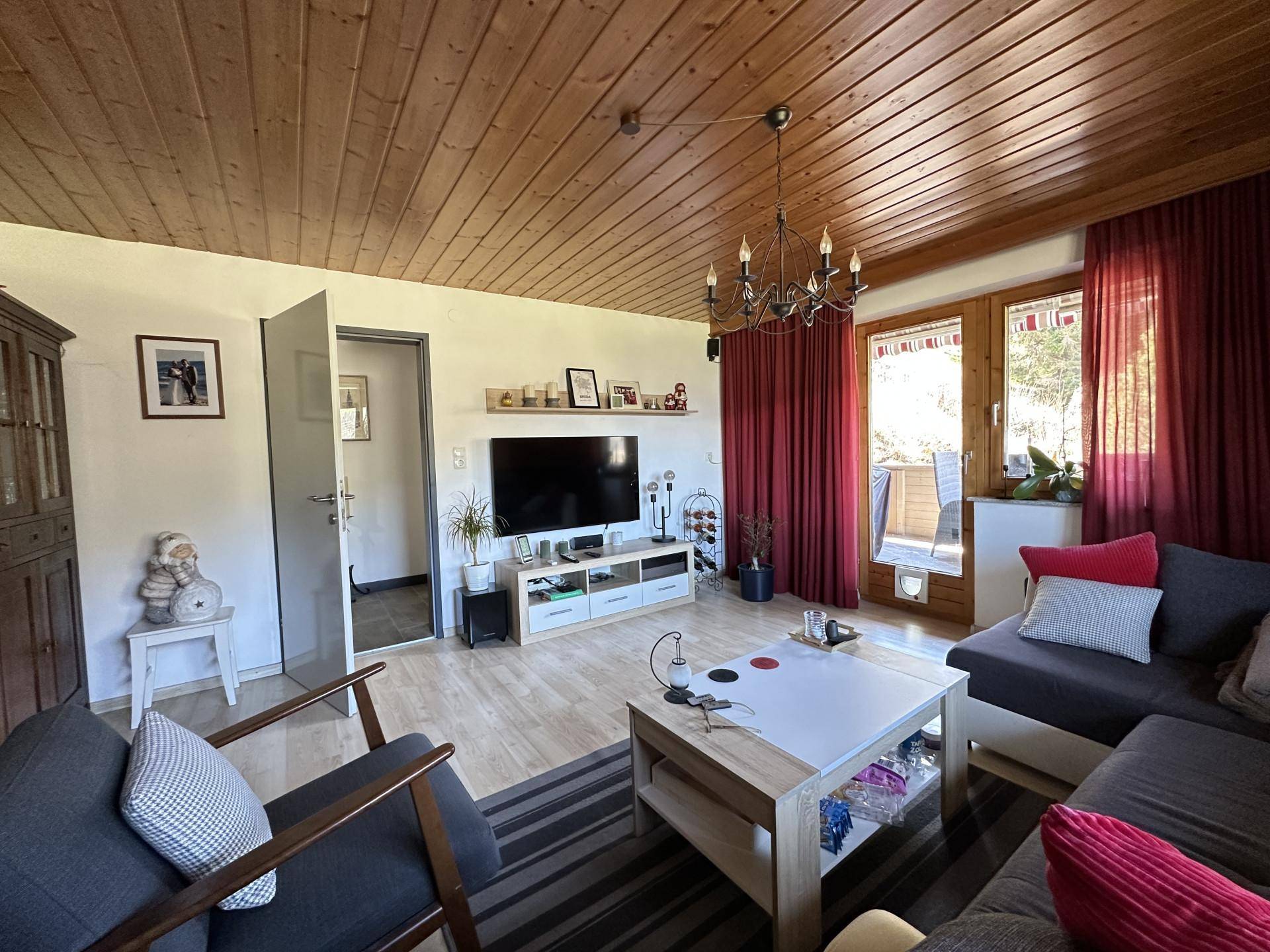 Wohnzimmer (2. OG)