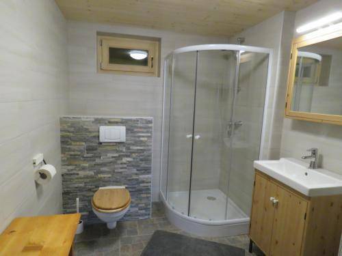 Bad/WC (EG)