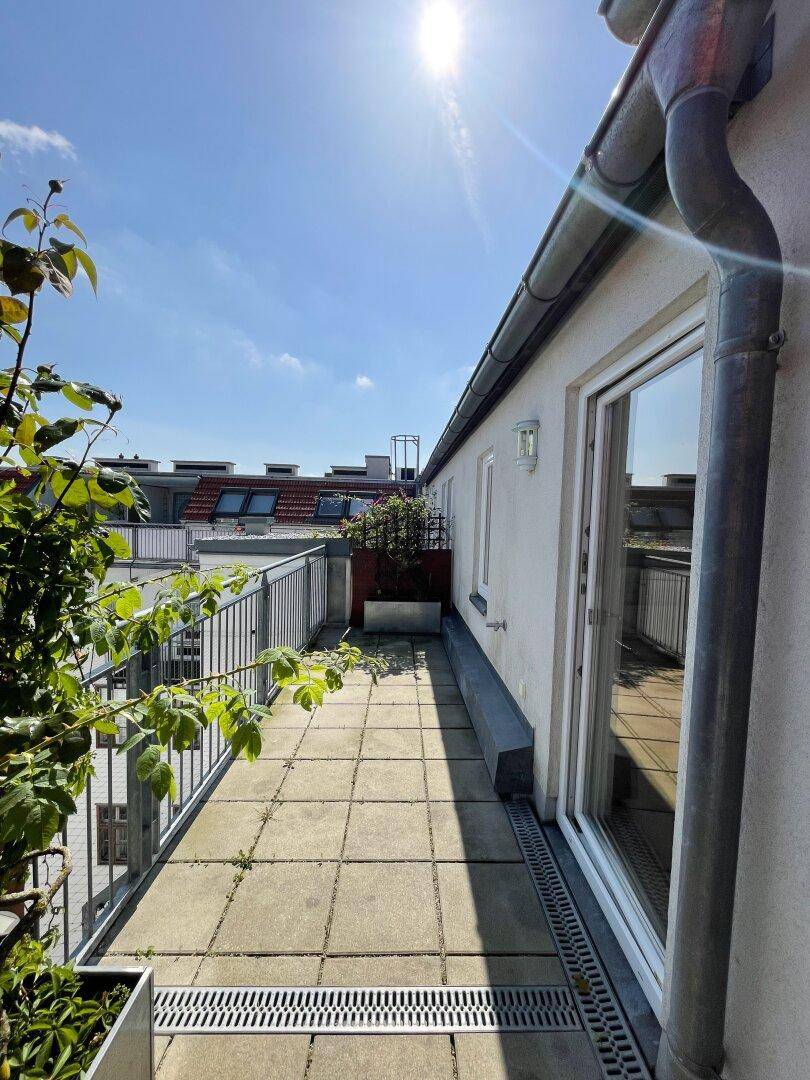 https://pictures.immobilienscout24.de/prod.www.immobilienscout24.at/pictureserver/loadPicture?q=70&id=012.0010J00001kvuIq-1685016069-1204c7529adc4c87ac414c64e2397bb4