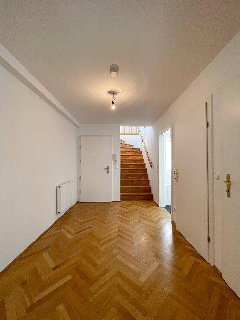 https://pictures.immobilienscout24.de/prod.www.immobilienscout24.at/pictureserver/loadPicture?q=70&id=012.0010J00001kvuIq-1685016087-314a42987707469dbd8a3accfde7e79d