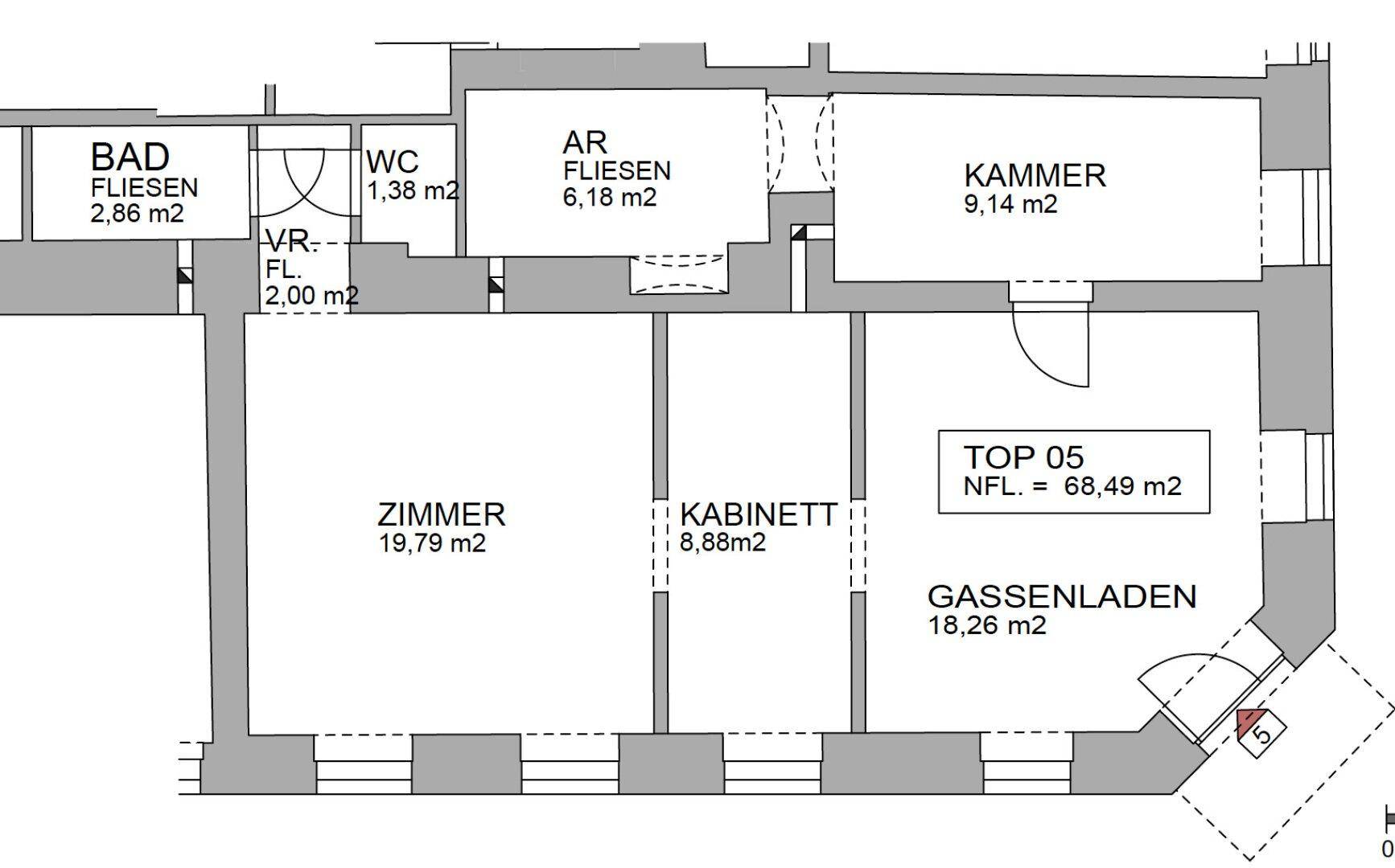 Grundriss mit Zimmern, Kabinett, Gassenladen, Bad und separatem WC.