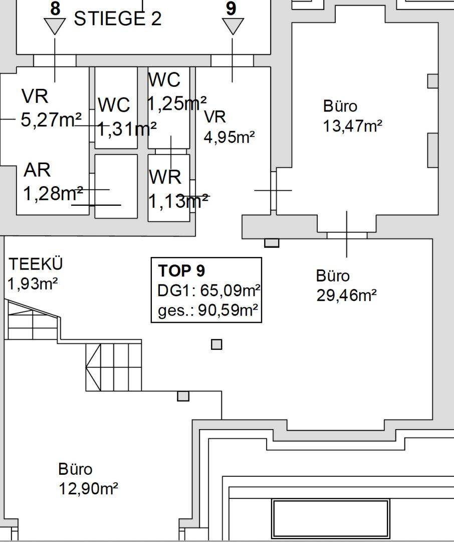 Grundriss des ersten Dachgeschosses mit Büroräumen, WC und Teeküche.