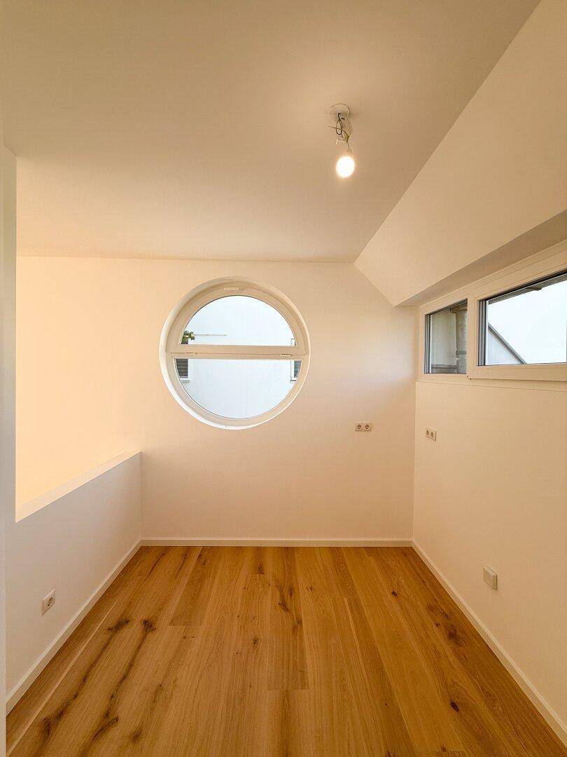 WOHNATELIER SIEVERING - Klimatisierte 5-Zimmer-Maisonette mit großzügigen Terrassen &amp; inkl. Garagenplatz - Mehr