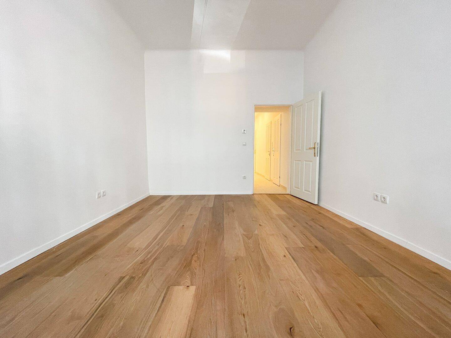 NÄHE ERNST-LICHTBLAU-PARK: sanierte 1,5-Zimmerwohnung in ruhiger Lage - Widok 3