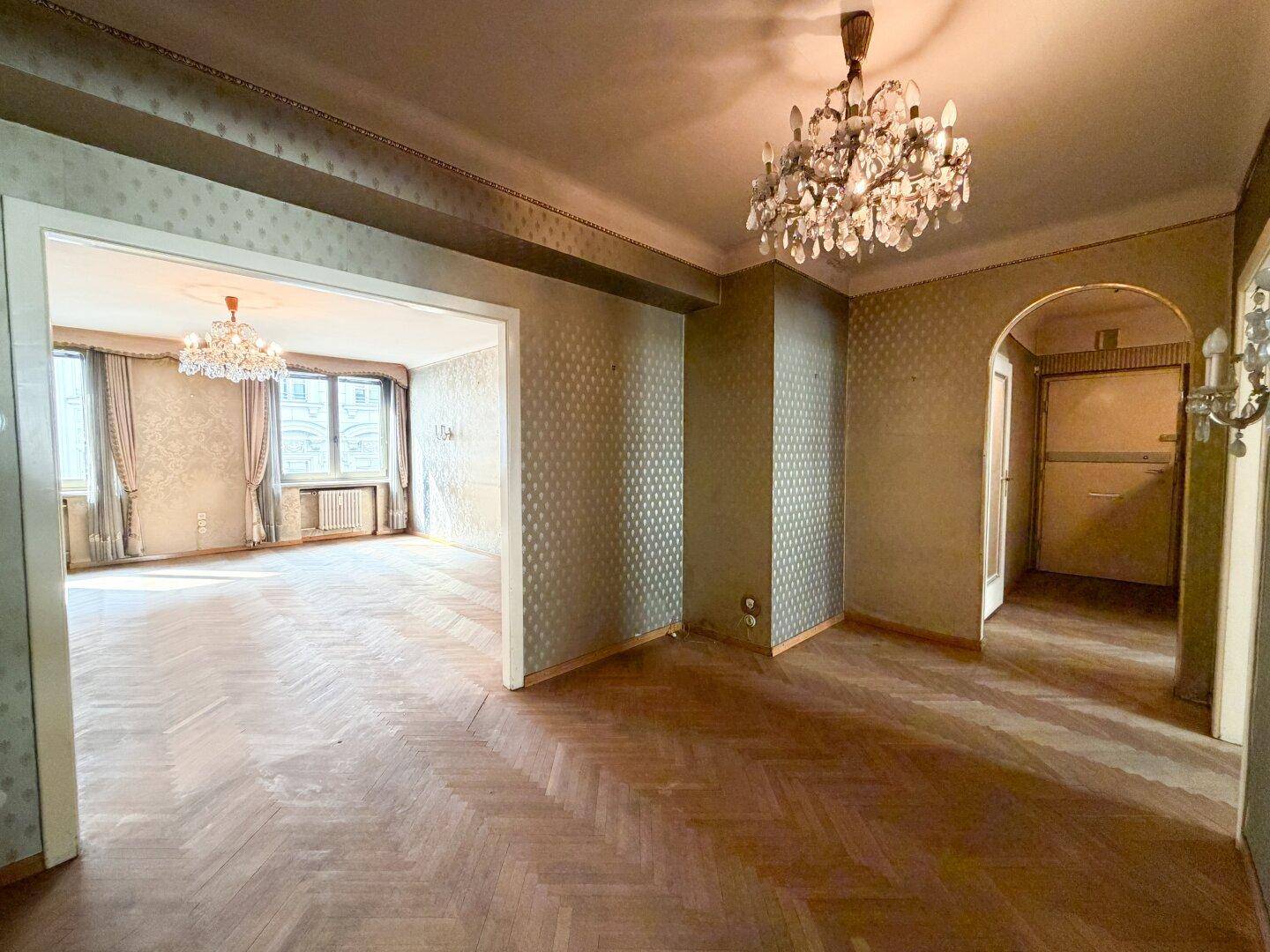 DIREKT BEI DER WIENER STAATSOPER - exklusives Stadtdomizil mit Charme &amp; Potenzial im "Opernringhof" - Ansicht 2