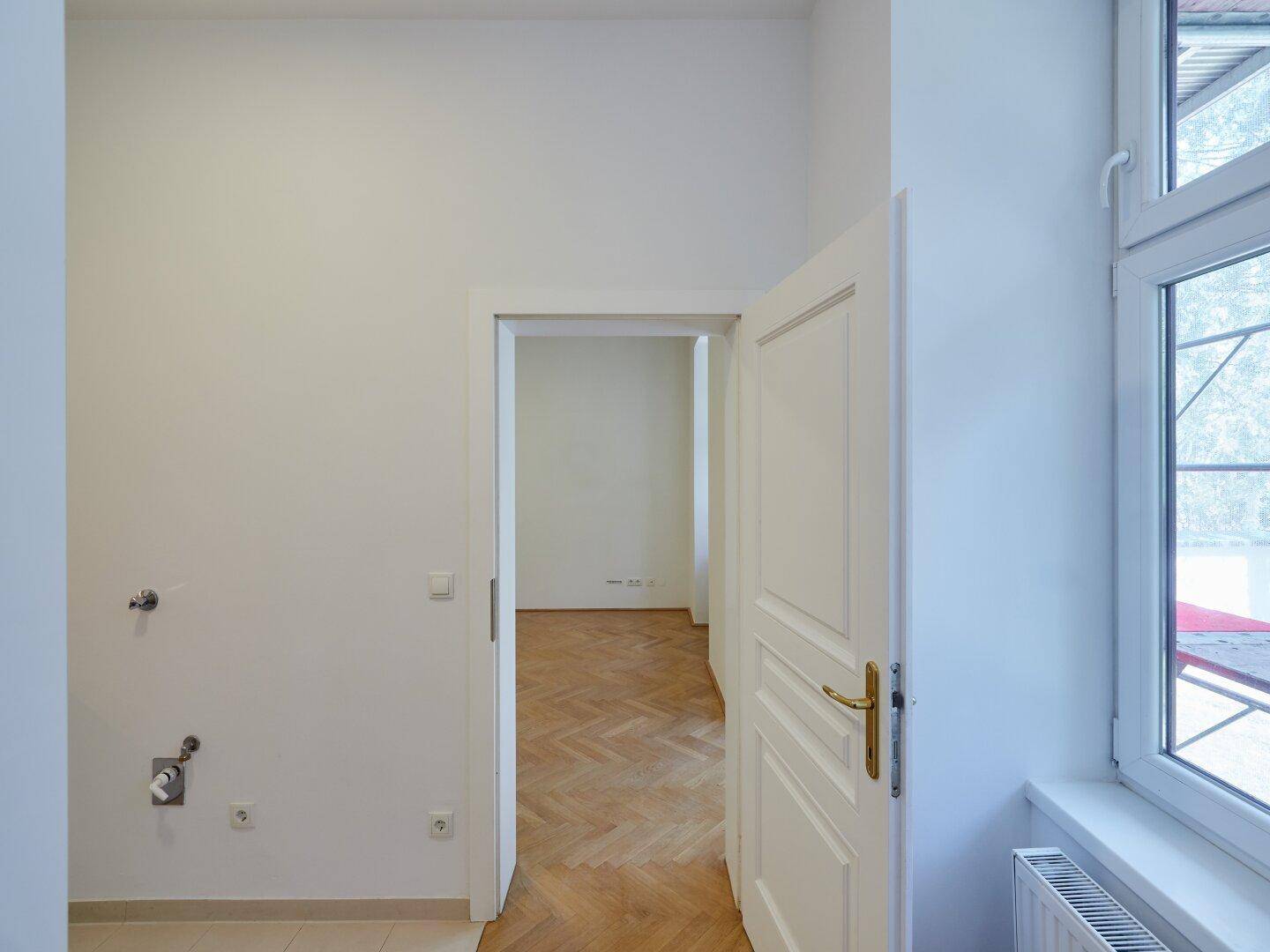 Gartenwohnung im 7. Bezirk: Ruhige 1-Zimmer Altbauwohnung mit 85 m² Garten &amp; privatem Keller mit Gewölbe - Ansicht 4