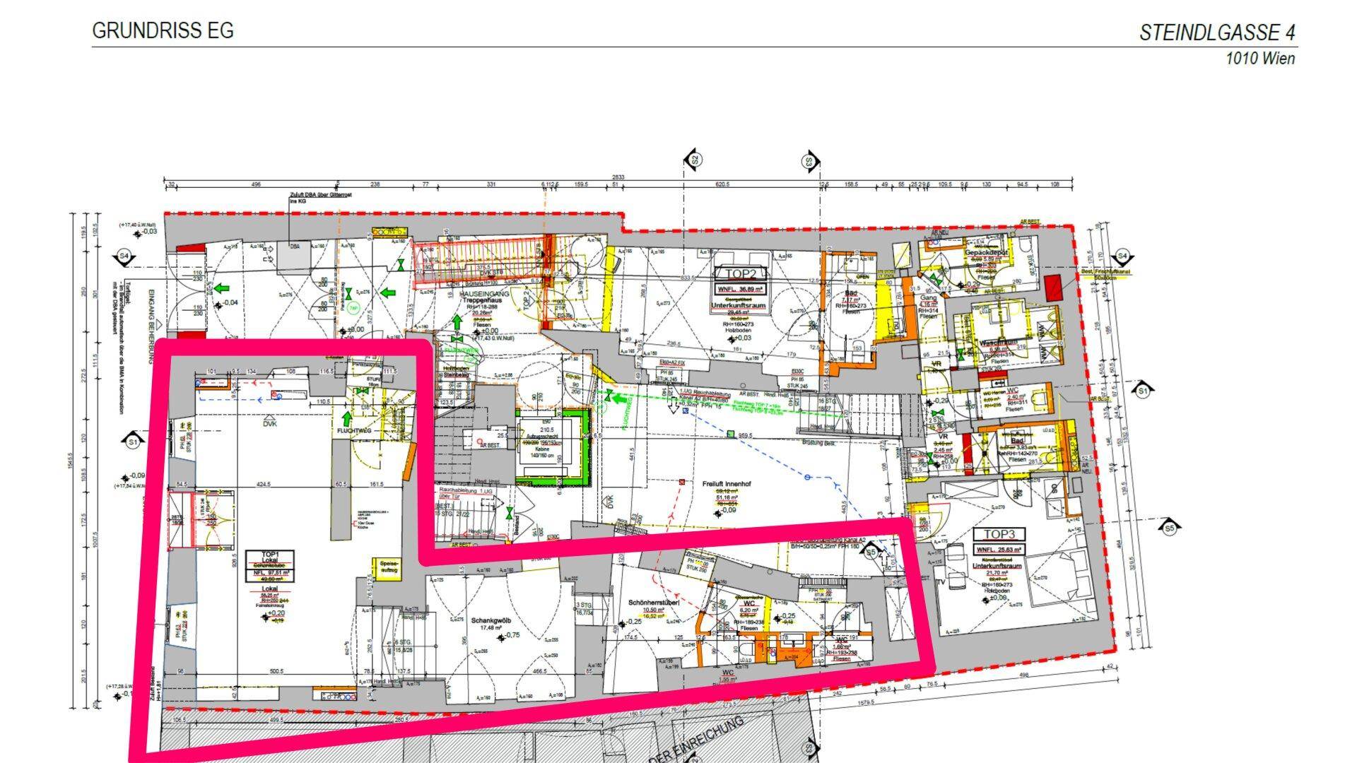 Detaillierter Grundriss des Erdgeschosses mit hervorgehobener Fläche und Raumaufteilung.