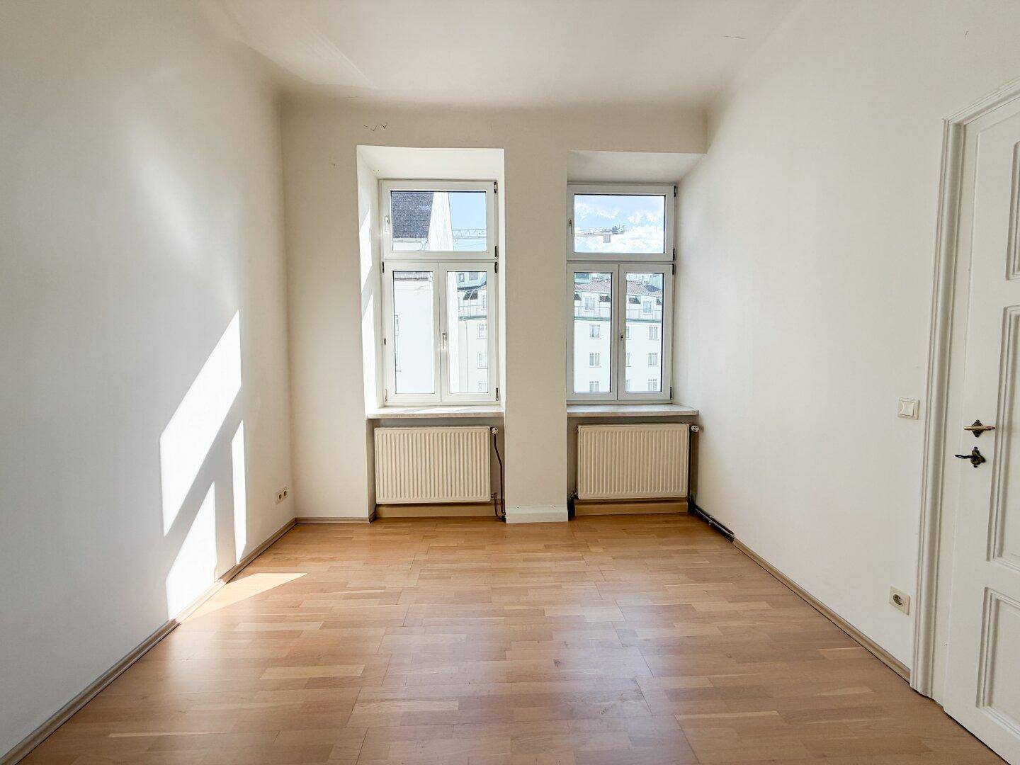 U4 Pilgramgasse | 2-Zimmer-Altbauwohnung mit separater Küche &amp; idealem Grundriss - Ansicht 4