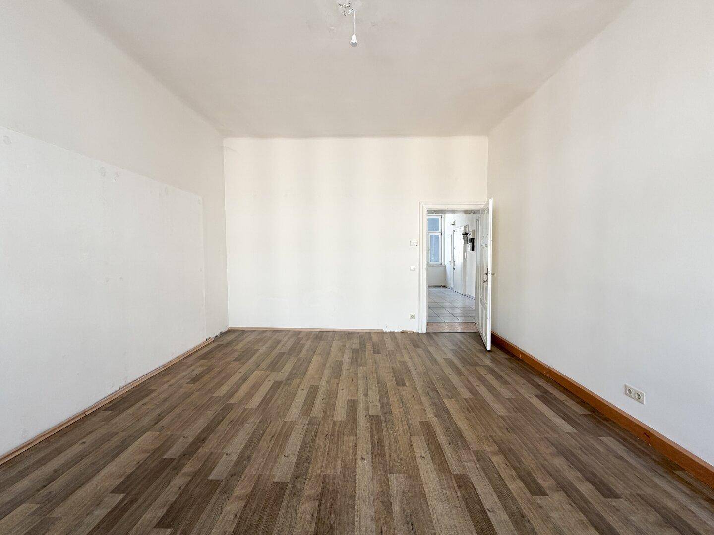 U4 Pilgramgasse | 2-Zimmer-Altbauwohnung mit separater Küche &amp; idealem Grundriss - Ansicht 2