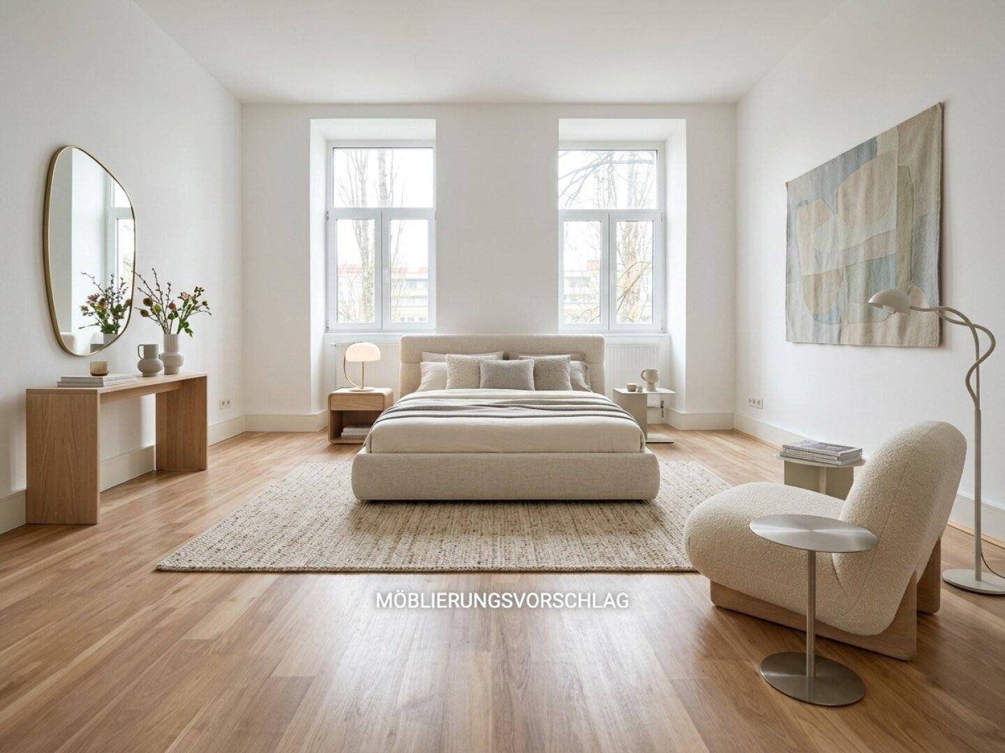 Geräumiges Schlafzimmer mit hellem Holzboden, großen Fenstern und minimalistischer Einrichtung.