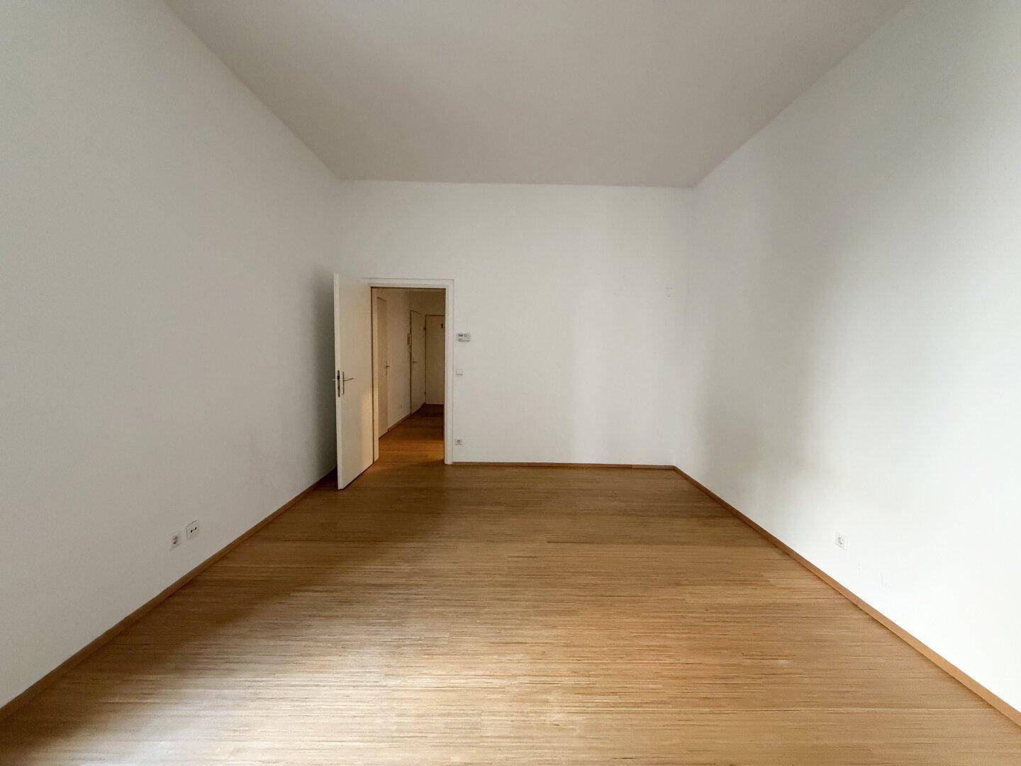 Zimmer 2