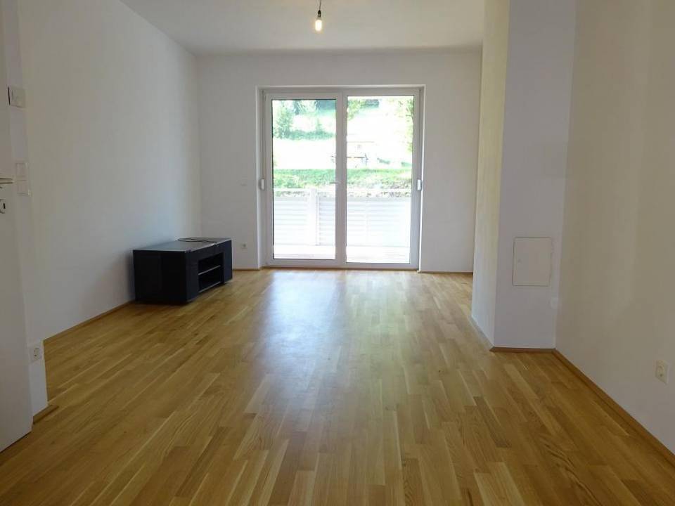 wohnung-tulln-pixendorf-miete-02-wohnzimmer-image-1-83985-264430