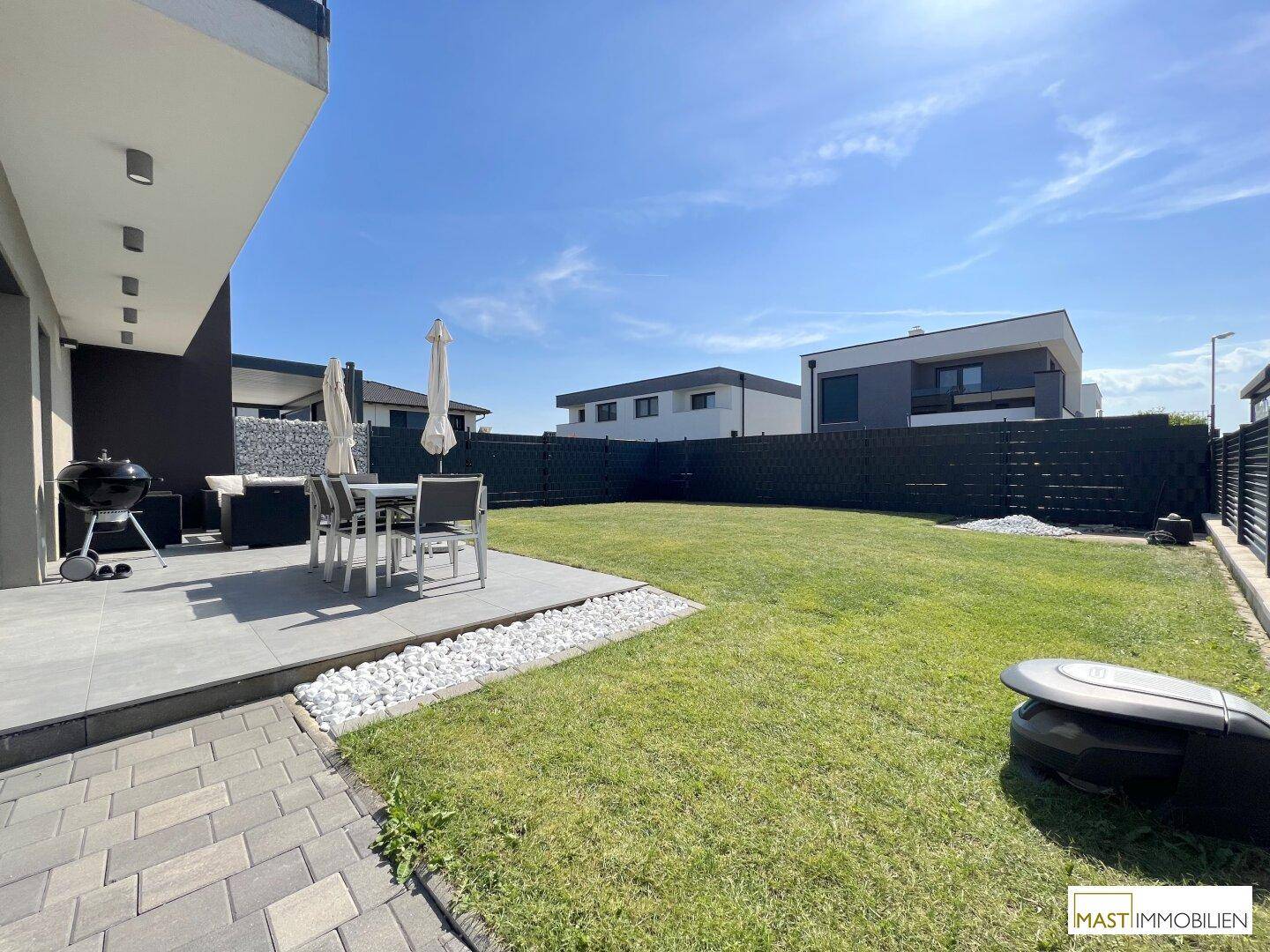 absolute Rarität! Doppelhaushälfte mit sonniger Terrasse und Garten in beliebter Siedlungslage - Ansicht 3