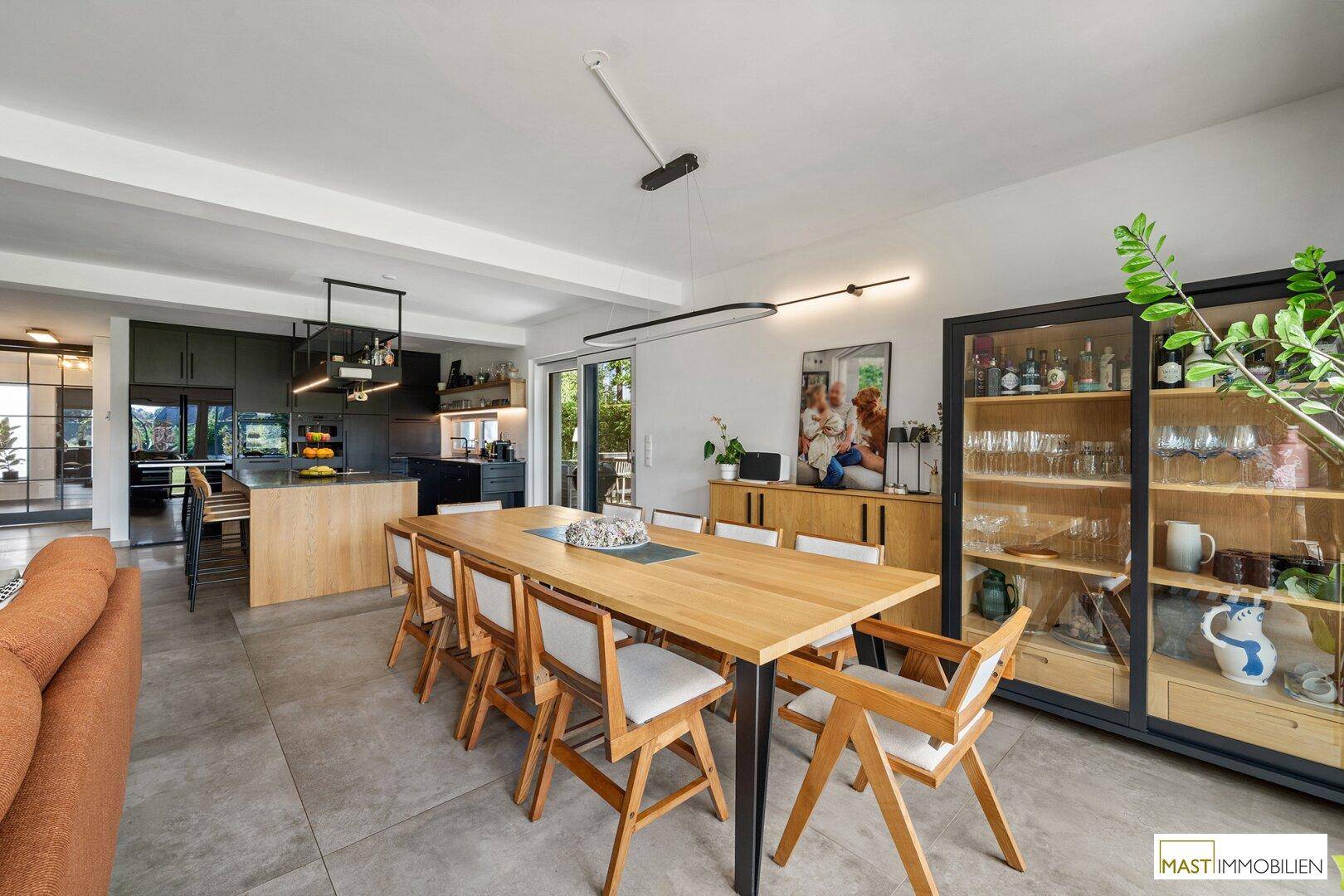 NEU! Exklusives Einfamilienhaus mit Gartenidylle – Ruhige Lage nahe Wien - Ansicht 3