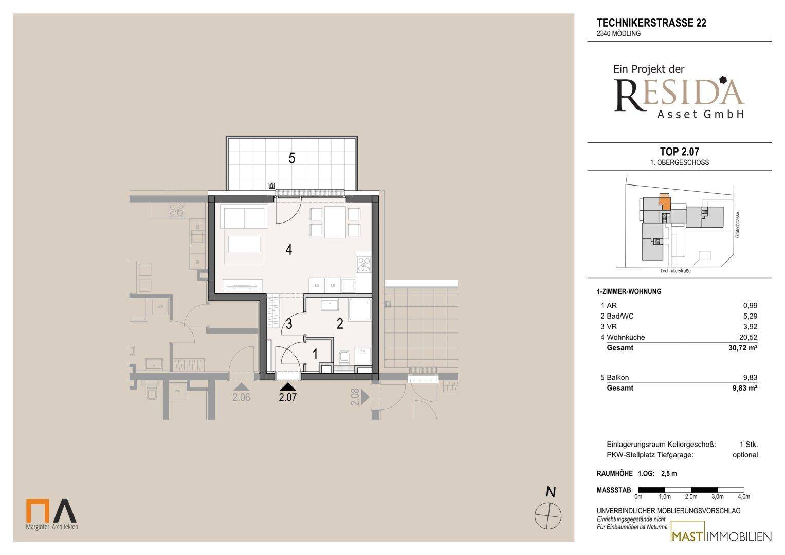 Grundriss einer 1-Zimmer-Wohnung im ersten Obergeschoss mit Balkon und separatem Abstellraum.