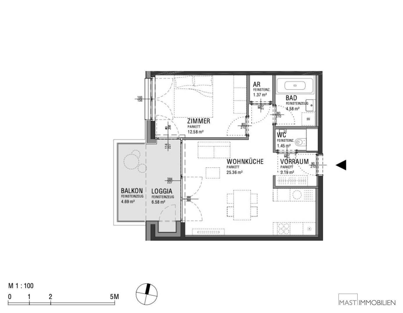 Detaillierter Grundriss einer Wohnung mit Balkon und Loggia, zeigt die Raumaufteilung.